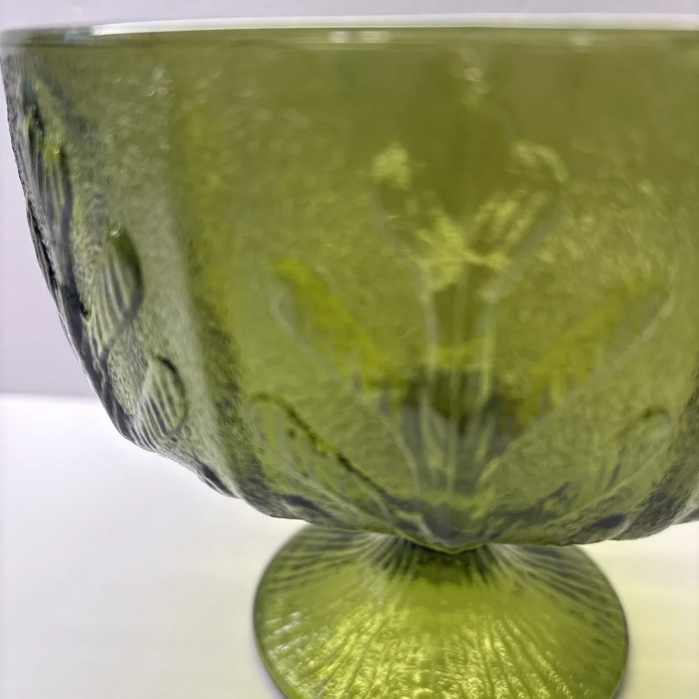 Vintage Avocado Green Glass Compote Bowl Embossed Leaf Pedestal Dish 7 Inch